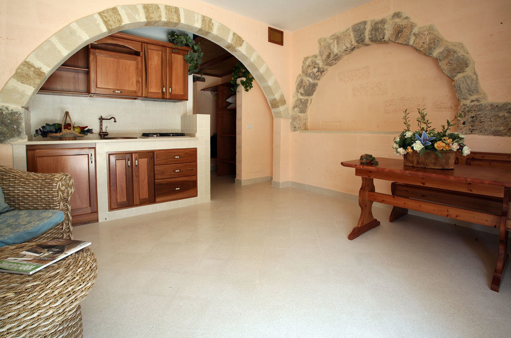 Masseria Quadrelli Bed and Breakfast Sanarica Εξωτερικό φωτογραφία