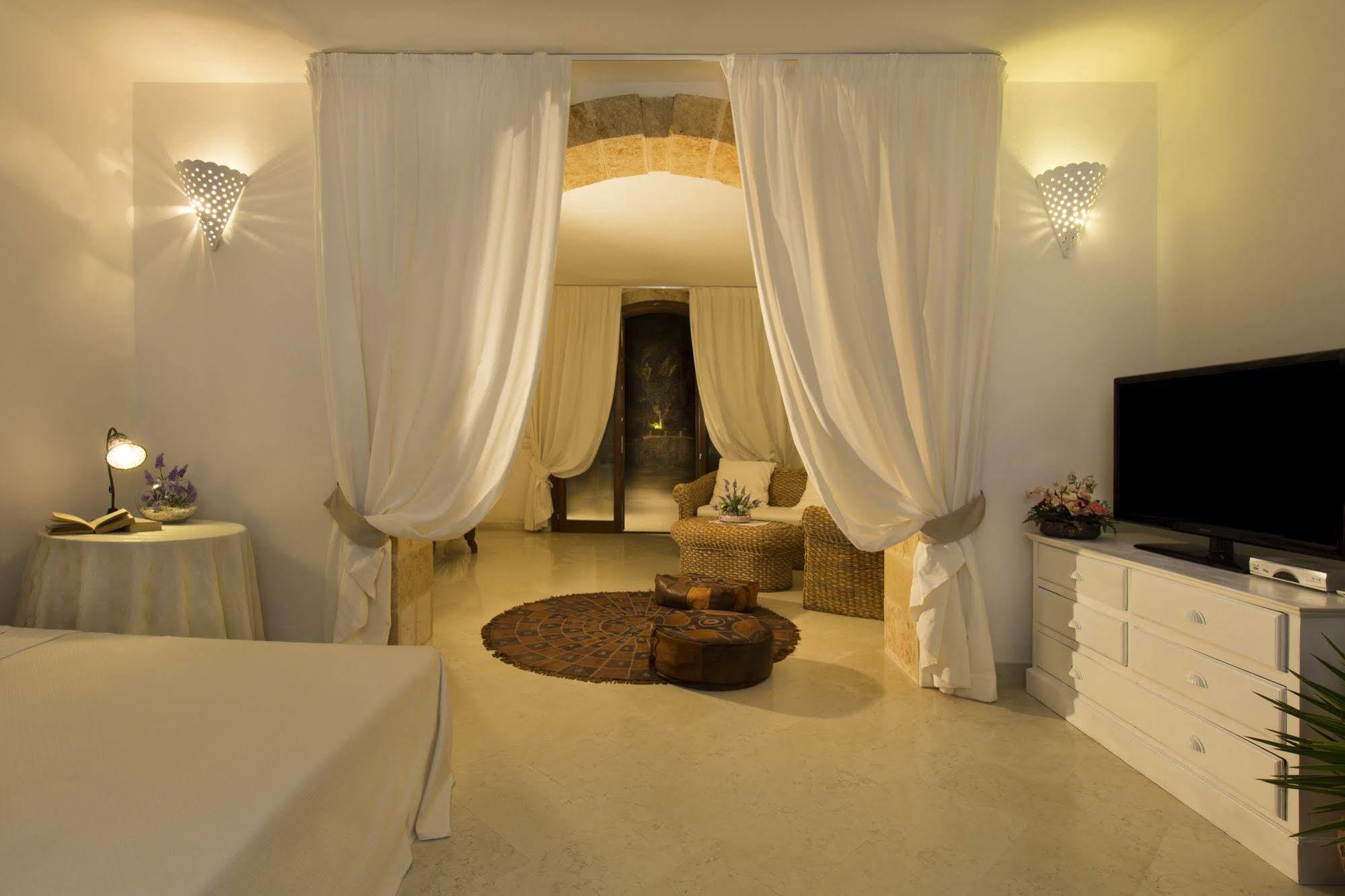 Masseria Quadrelli Bed and Breakfast Sanarica Εξωτερικό φωτογραφία